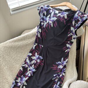 🌸 Le Chateau Floral Dress – Sophisticated & Feminine, Size Small, Like New 🌸
